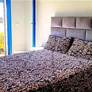  Privatunterkunft Lovers & Surfers Private - 5 Min To